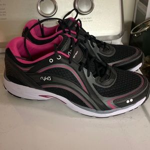 Ryka Sky Walk Walking Shoes